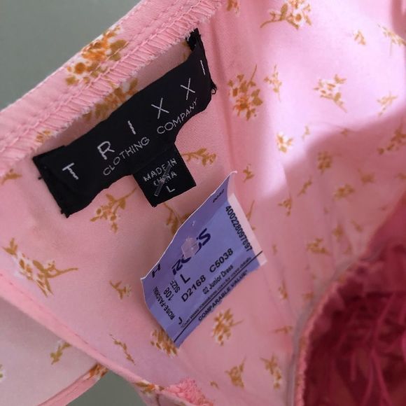 TRIXXI surplice Floral Mini Dress - Picture 6 of 8